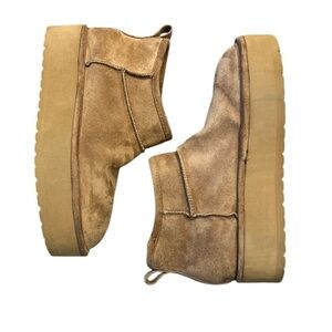 New Madden NYC Tan Size 9 Faux Fur Lined Ankle Booties